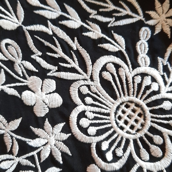 Michael Kors black floral embroidered top small - Picture 7 of 12